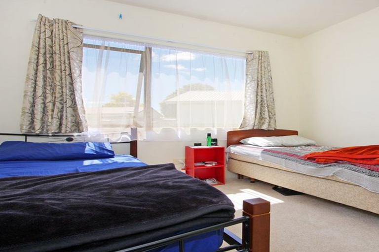 Photo of property in 4/31 Aeronautic Road, Takanini, 2112