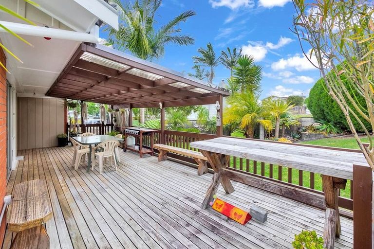 Photo of property in 4 Snowden Place, Opaheke, Papakura, 2113