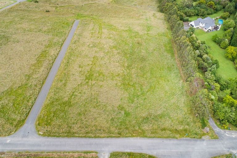 Photo of property in 230 Valley Views, Fitzherbert, Palmerston North, 4472