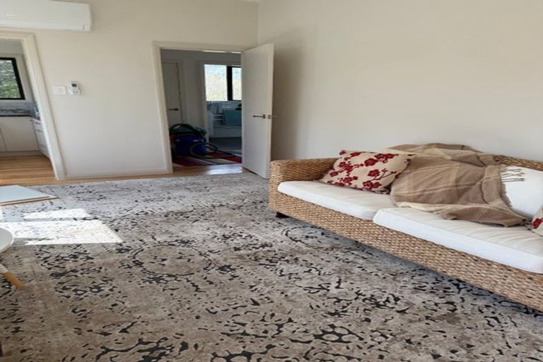 Photo of property in 1 Renown Road, Raumati South, Paraparaumu, 5032