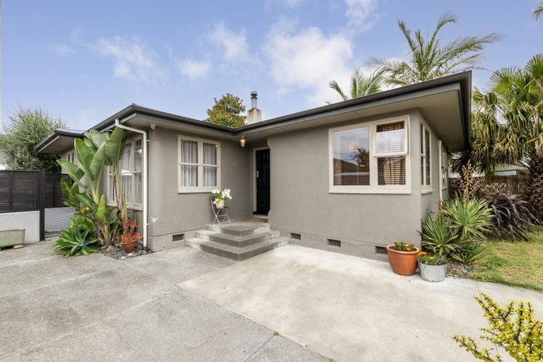 Photo of property in 41 Merton Crescent, Pirimai, Napier, 4112