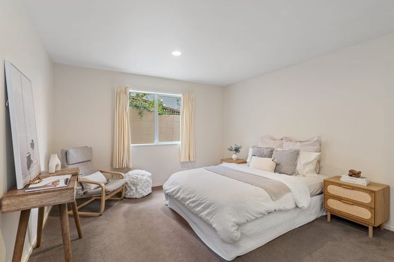 Photo of property in 1/21 Overdale Drive, Cashmere, Christchurch, 8022