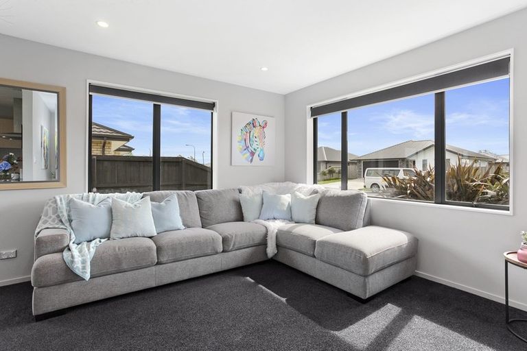 Photo of property in 8 Lawrence Drive, Rolleston, 7614