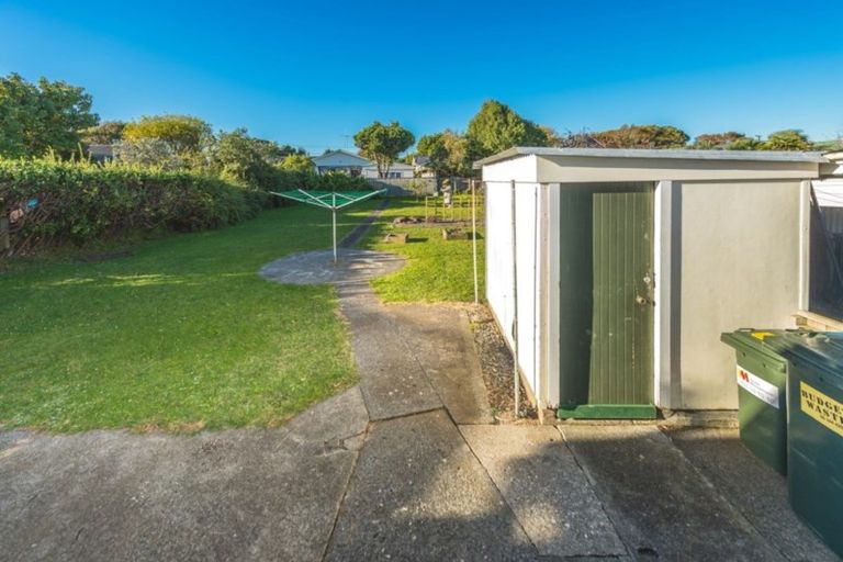 Photo of property in 8 Hadfield Crescent, College Estate, Whanganui, 4500