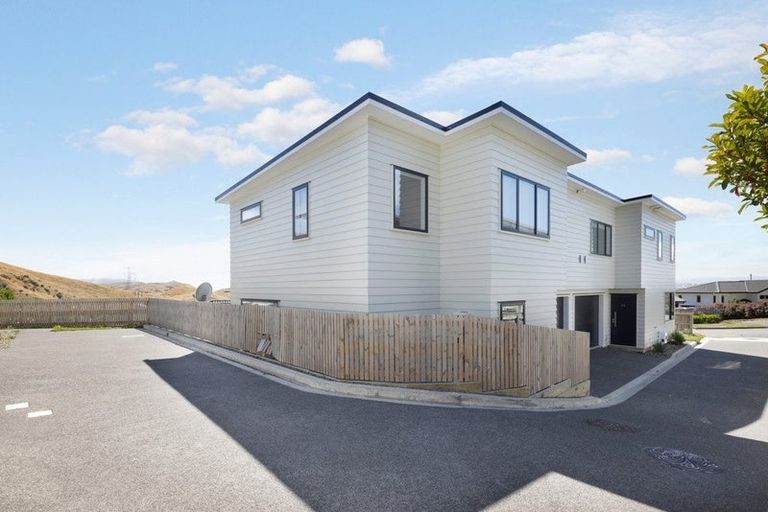 Photo of property in 29b Comber Place, Johnsonville, Wellington, 6037