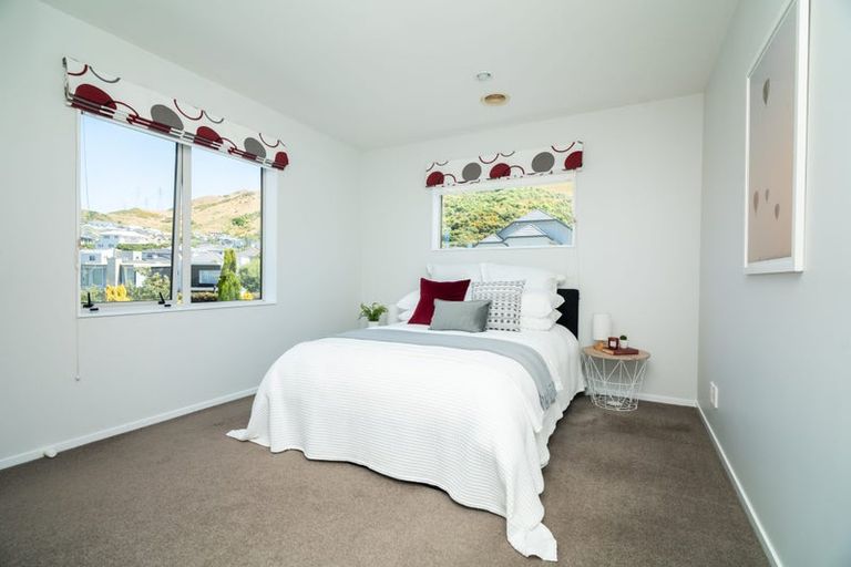 Photo of property in 58 Amesbury Drive, Churton Park, Wellington, 6037