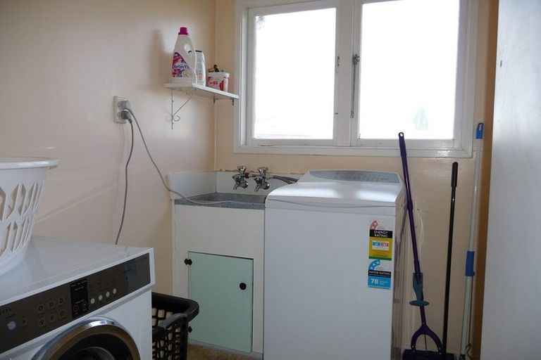 Photo of property in 100 Arapuni Street, Putaruru, 3411