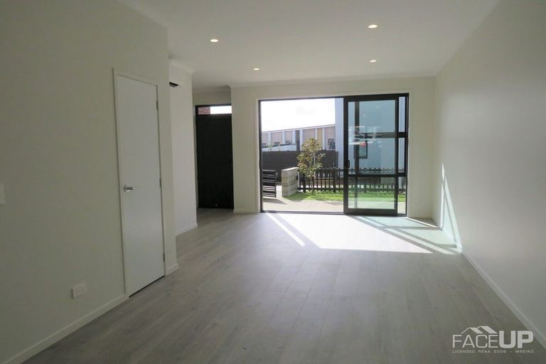 Photo of property in 60 Walter Merton Road, Hobsonville, Auckland, 0616