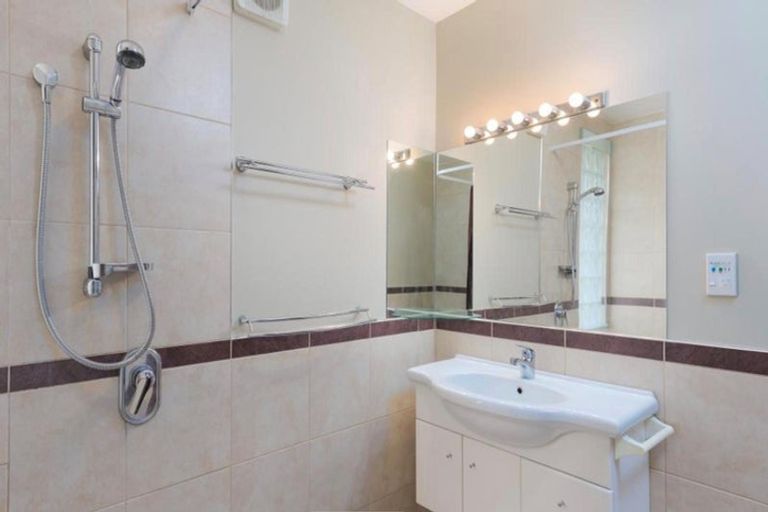 Photo of property in 2/6 Synagogue Lane, Nelson, 7010