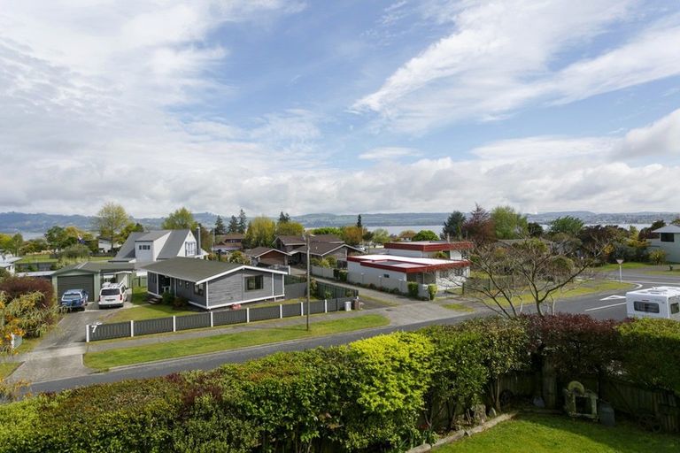 Photo of property in 10 Grace Crescent, Richmond Heights, Taupo, 3330