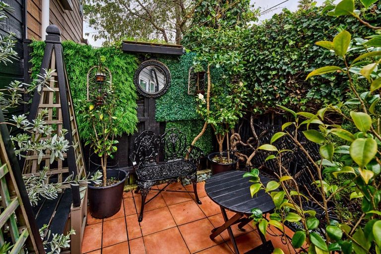 Photo of property in 8 Nicholls Avenue, Petone, Lower Hutt, 5012