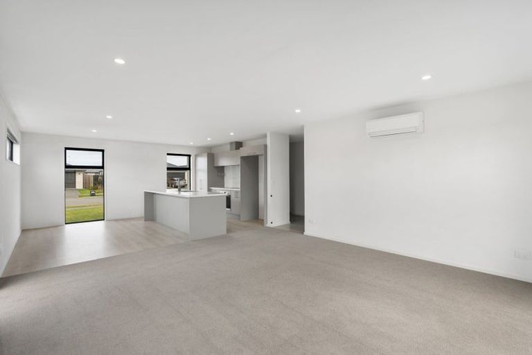 Photo of property in 17 Sedge Street, Belfast, Christchurch, 8051
