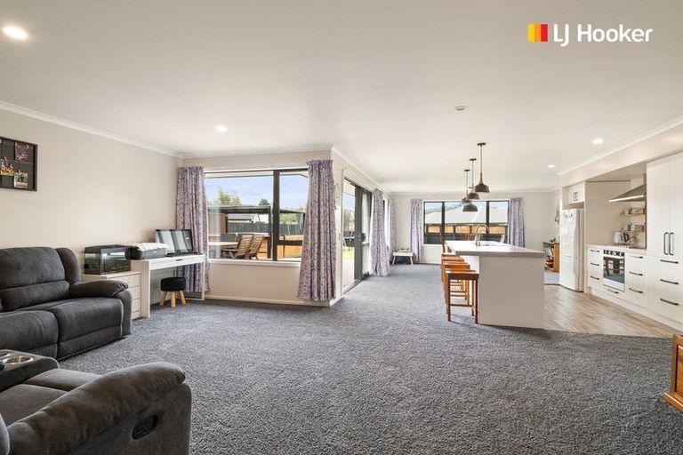 Photo of property in 78 Severn Street, Green Island, Dunedin, 9018