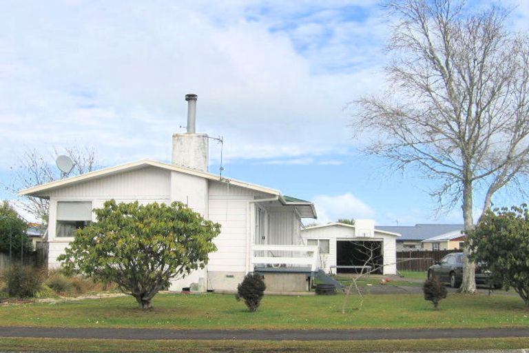 Photo of property in 33 Lilac Street, Melville, Hamilton, 3206