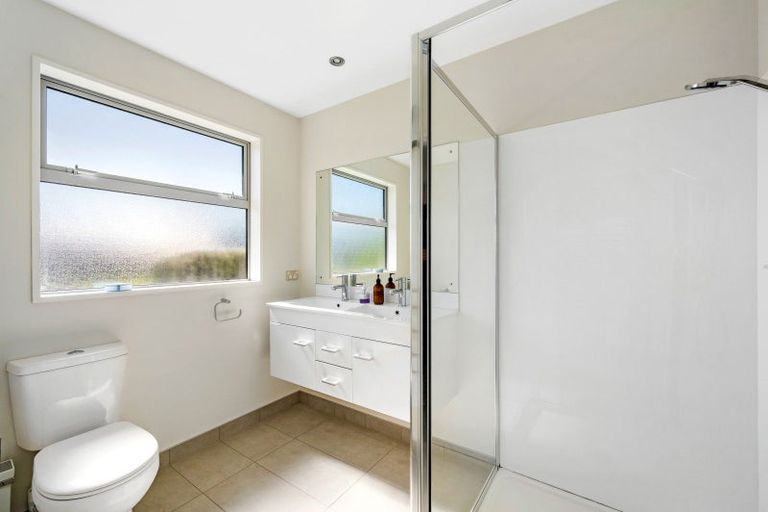 Photo of property in 4 Sunnyside Lane, Wanaka, 9305