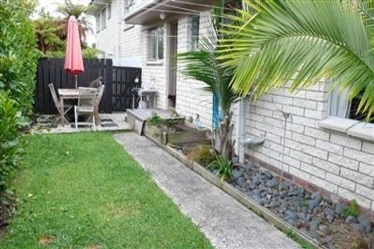 Photo of property in 16b Sydney Street, Hauraki, Auckland, 0622