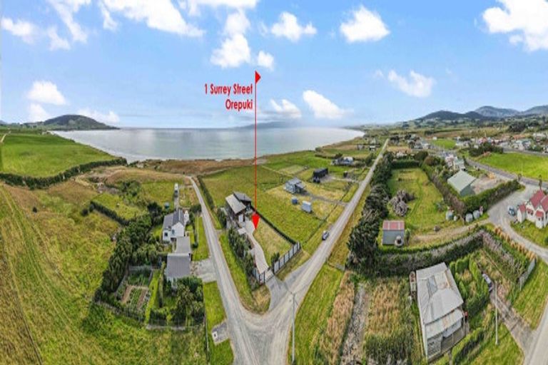 Photo of property in 1 Surrey Street, Orepuki, Riverton, 9881