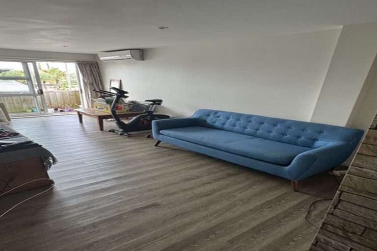 Photo of property in 786 Whangaparaoa Road, Manly, Whangaparaoa, 0930