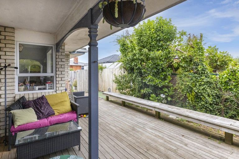 Photo of property in 11 Te Hatepe Avenue, Taupo, 3330