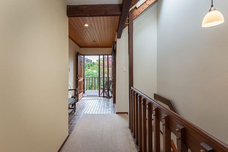 Photo of property in 17 Nehru Place, Cashmere, Christchurch, 8022