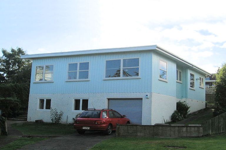 Photo of property in 63 Aorangi Road, Paraparaumu, 5032