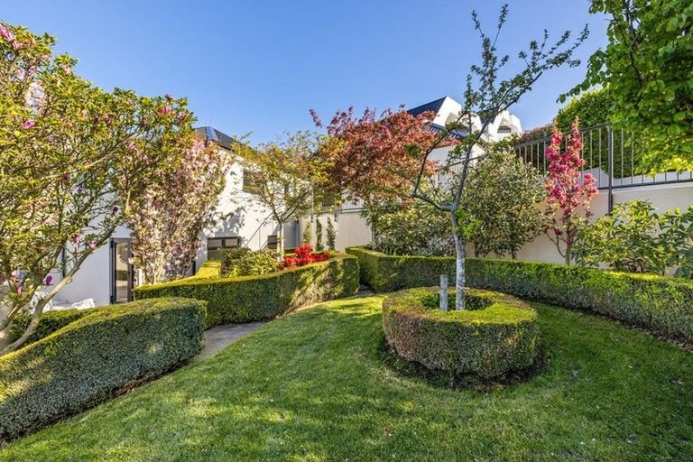 Photo of property in 29 Harry Ell Drive, Cashmere, Christchurch, 8022