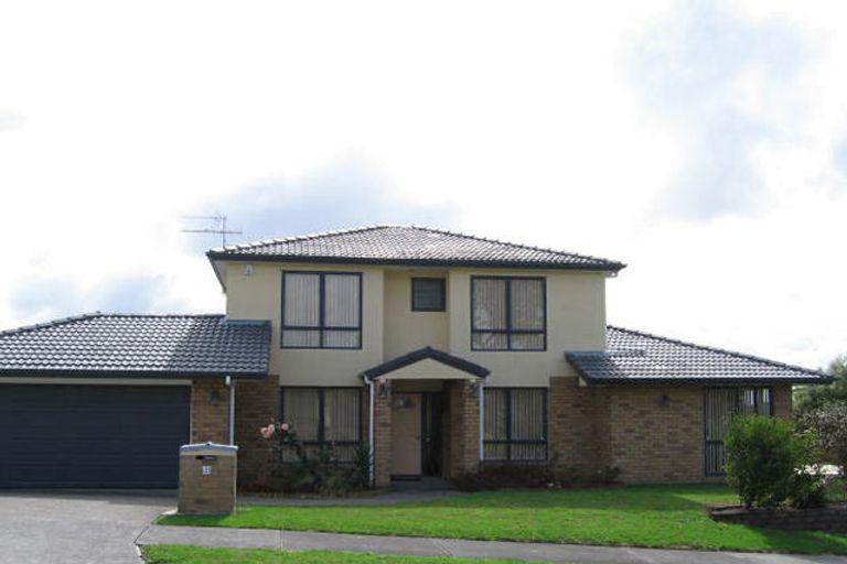 Photo of property in 1 Highfields Terrace, Henderson, Auckland, 0612