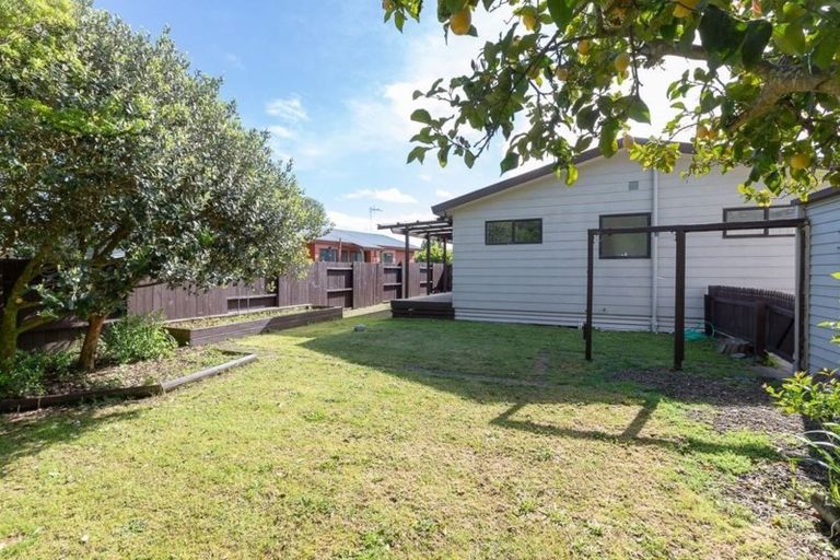 Photo of property in 15 Balmerino Crescent, Pukete, Hamilton, 3200