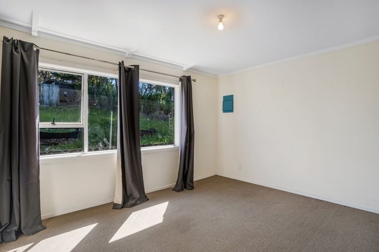 Photo of property in 2856 South Head Road, South Head, Helensville, 0874