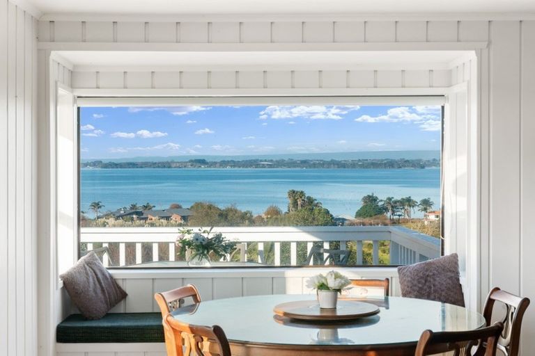 Photo of property in 16 Adela Stewart Drive West, Athenree, Waihi Beach, 3177