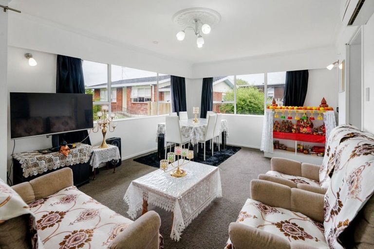 Photo of property in 50c Braid Road, St Andrews, Hamilton, 3200