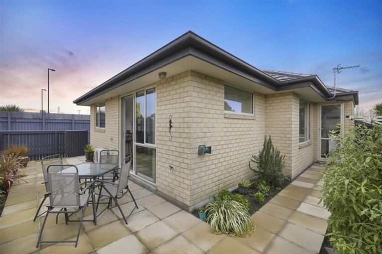Photo of property in 3/162 Wainoni Road, Avondale, Christchurch, 8061