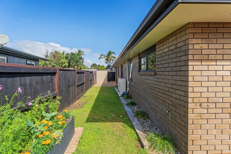 Photo of property in 22 Captain Wood Avenue, Whitianga, 3510