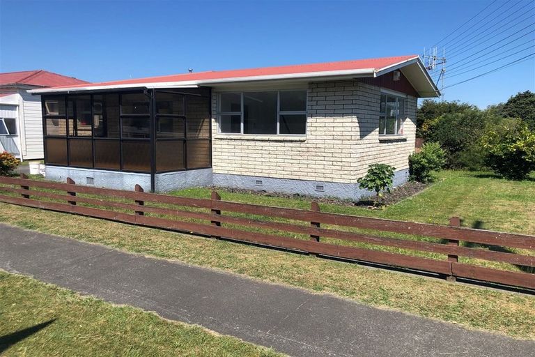 Photo of property in 2 Wilkie Street, Whanganui East, Whanganui, 4500