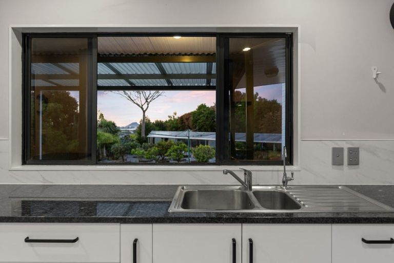 Photo of property in 14 Wade Place, Welcome Bay, Tauranga, 3175