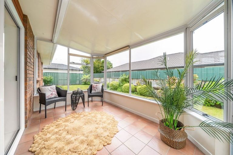 Photo of property in 3 Oak Street, Ebdentown, Upper Hutt, 5018
