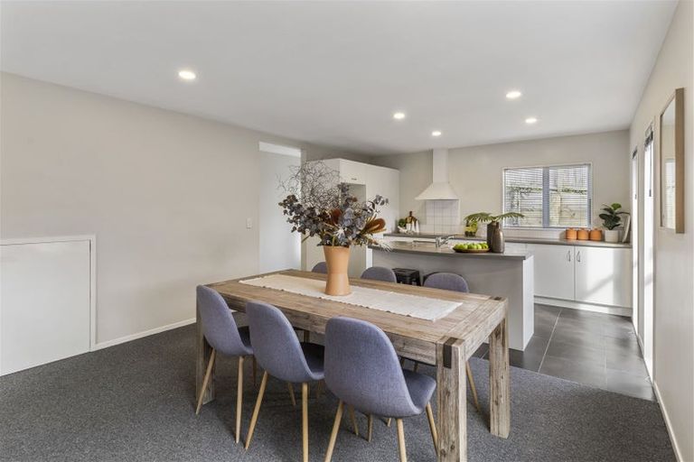 Photo of property in 49f Lancaster Road, Beach Haven, Auckland, 0626