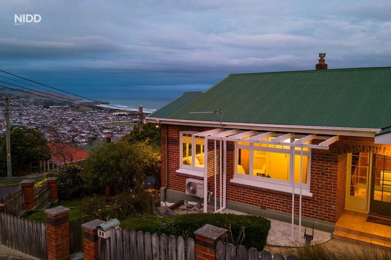 Photo of property in 21 Marewa Street, Kew, Dunedin, 9012
