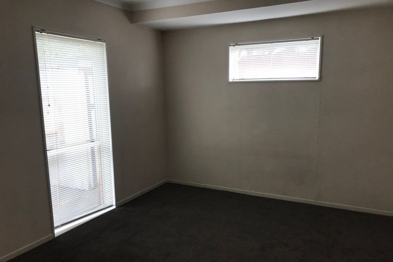 Photo of property in 1/58 Rodney Street, Howick, Auckland, 2014