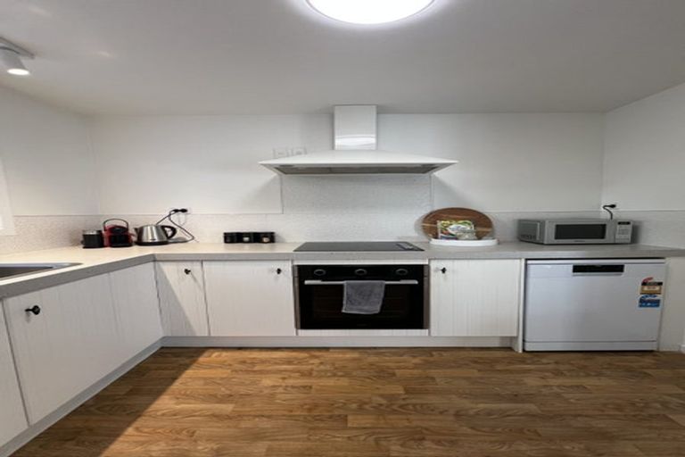 Photo of property in 5/270 Kilmore Street, Christchurch Central, Christchurch, 8011