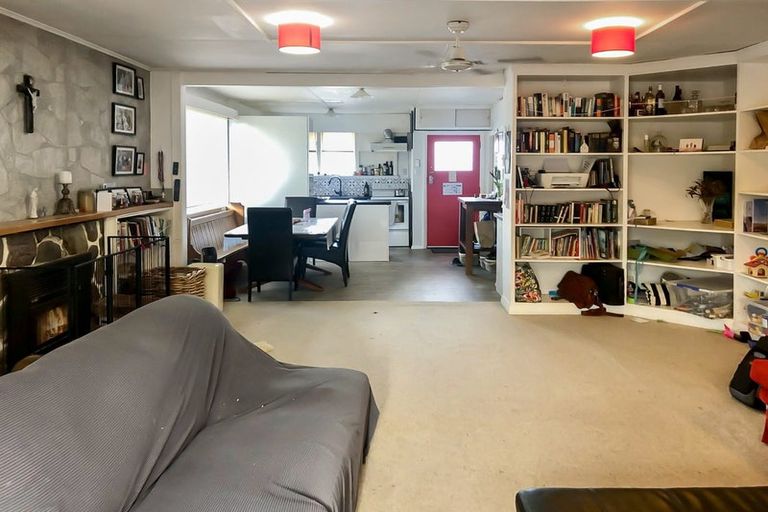 Photo of property in 33 Taverner Street, Carterton, 5713