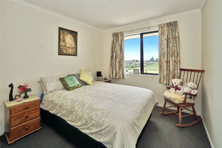 Photo of property in 43 Norm Freeman Drive, Te Puke, 3119