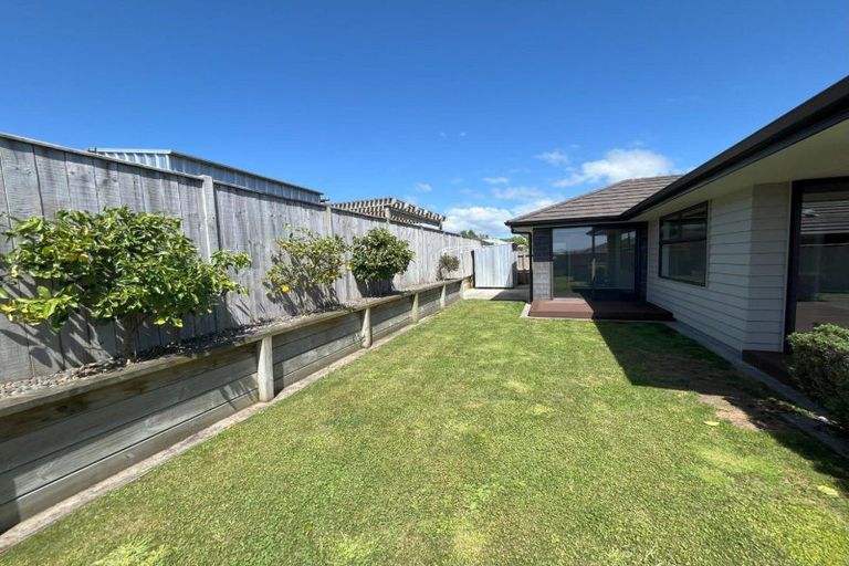 Photo of property in 10 Masters Lane, Waitara, 4320