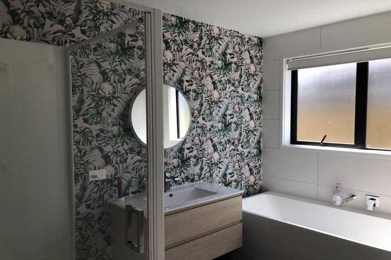 Photo of property in 108 Jack Hanley Drive, Jacks Point, Queenstown, 9371