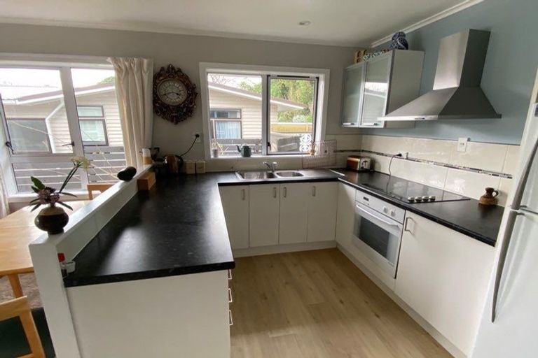 Photo of property in 80 Matai Road, Raumati South, Paraparaumu, 5032