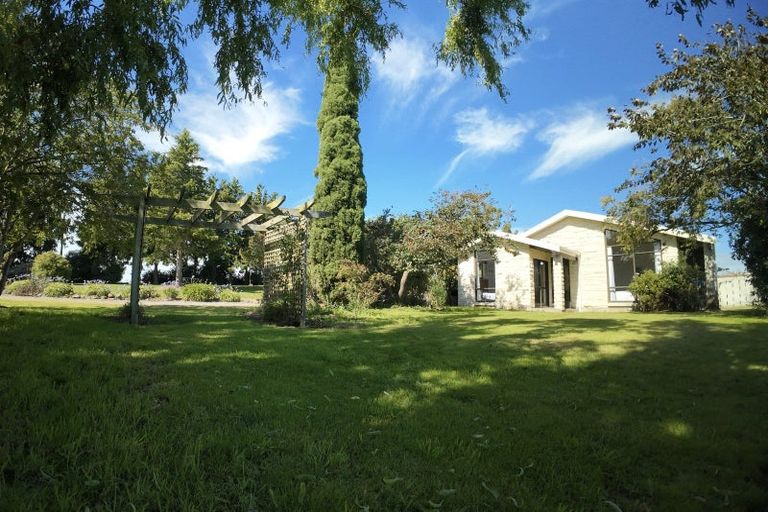 Photo of property in 270 Whartons Road, Island Stream, Oamaru, 9492