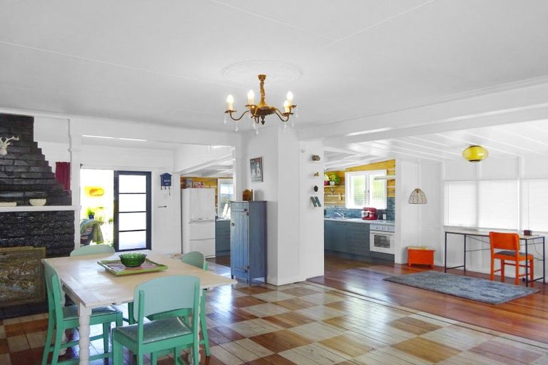 Photo of property in 36 Robinson Street, Foxton, 4814