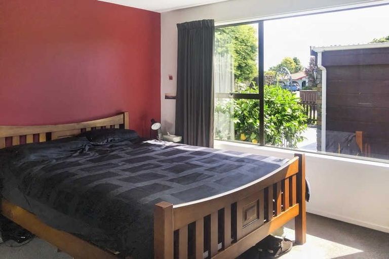 Photo of property in 2 Mapledale Place, Halswell, Christchurch, 8025