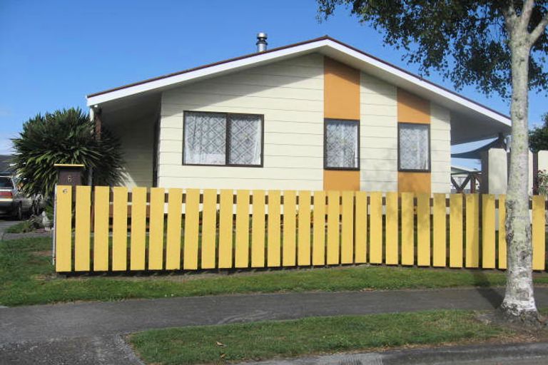 Photo of property in 6 Cypress Place, Aramoho, Whanganui, 4500