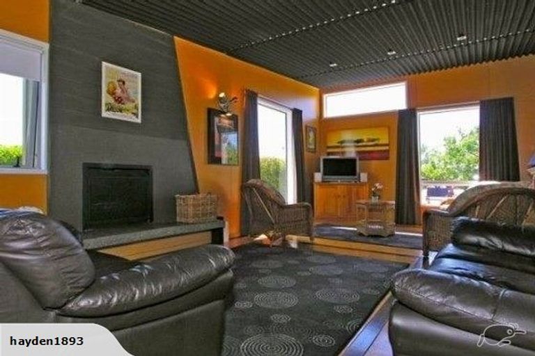 Photo of property in 56 New York Street, Martinborough, 5711